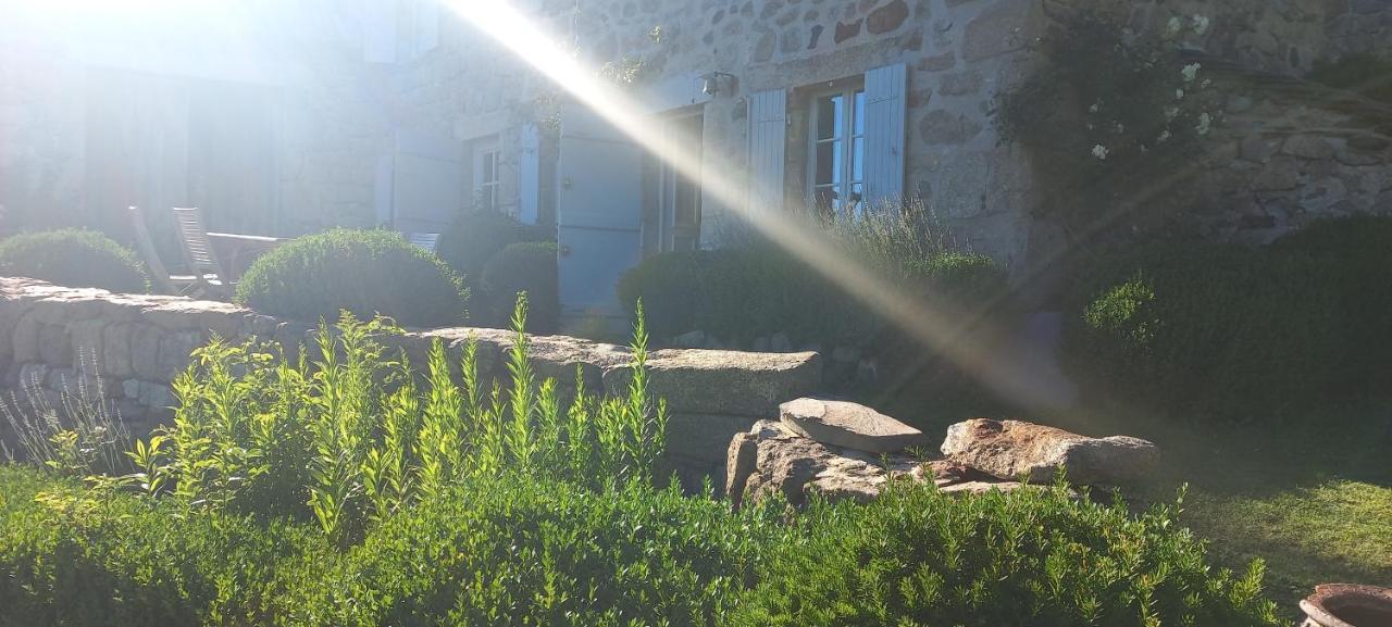 Bed and Breakfast Bérard à Saint-Julien-d'Intres Extérieur photo
