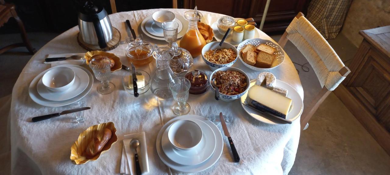 Bed and Breakfast Bérard à Saint-Julien-d'Intres Extérieur photo